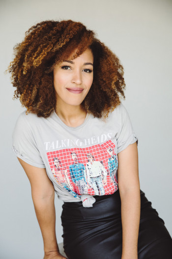 Tawny Newsome spricht Ensign Beckett Mariner (Bild: CBS)